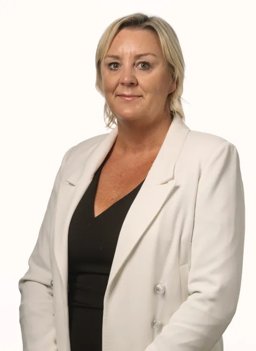 Amanda Hayward Dean Wilson